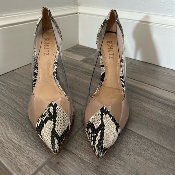 NWT Schutz Women's Snake Skin Cendi Transparent
Illusion Point Toe Heels 6.5 - Picture 5 of 10